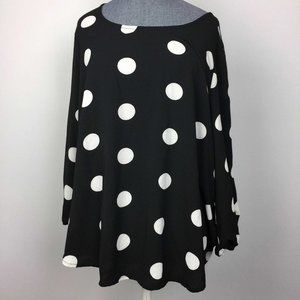 Le Lis Aldama Scoop Neck Polka Dot Blouse